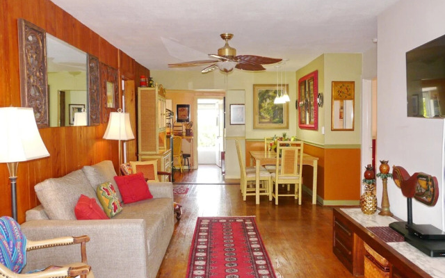 413 Mango Avenue