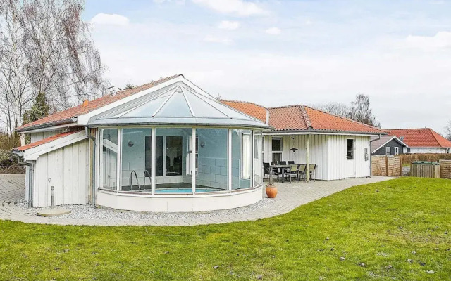 8 Person Holiday Home in Juelsminde-by Traum