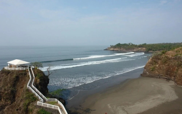 Hotel Rancho Infinito