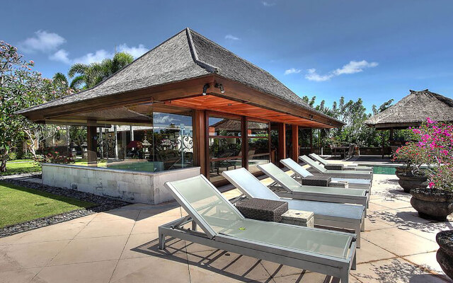 Villa Indah Manis