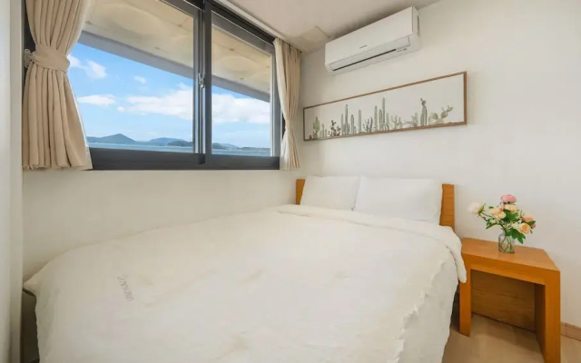 Yeosu Sorrr Spa Oceanview Pension
