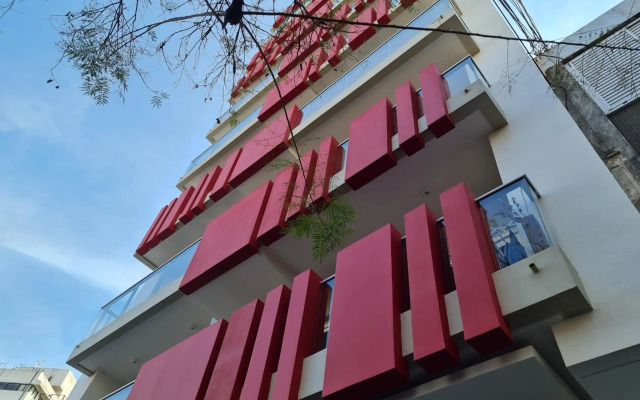 Confort Platense departamento con cochera