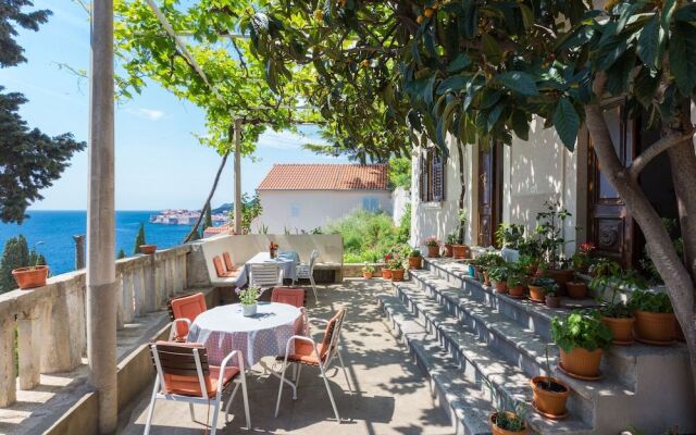 Sea View Apartments - Perovic