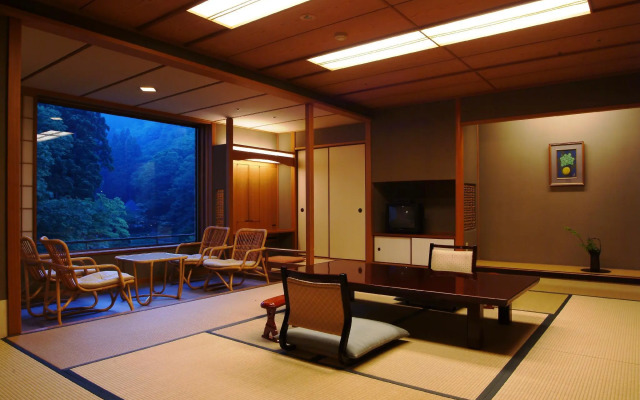 Nishimuraya Hotel Shogetsutei