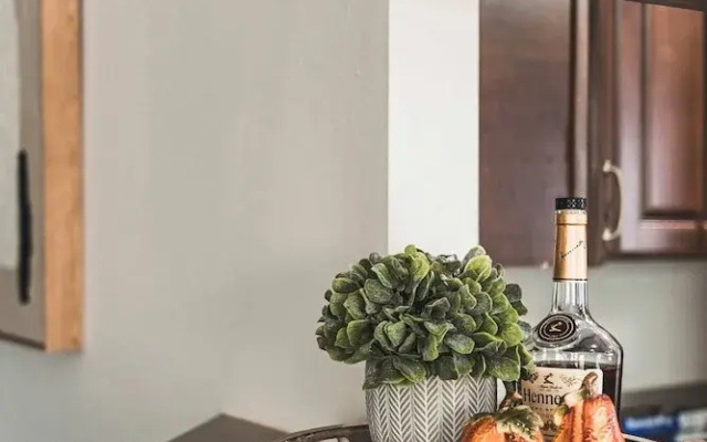Comfortable Pasadena Retreat With Good Location