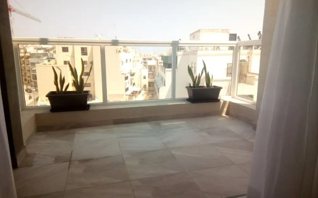 The Edge Apartment