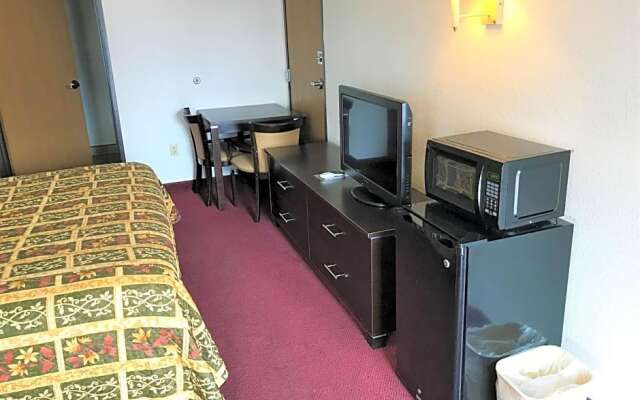 American Inn & Suites