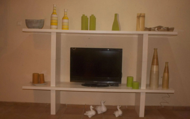 Point Twins Apartments