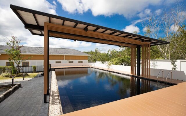Japanese Style Villa Sunrise Garden B190
