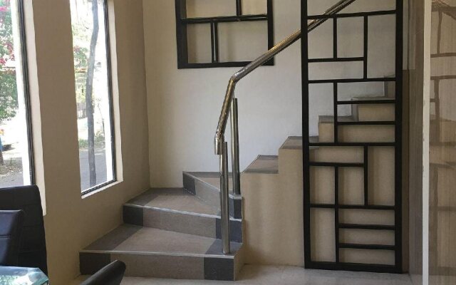 Mambaling Pension House