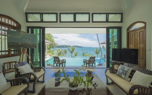 Luxury Beach Front Noble House Villa