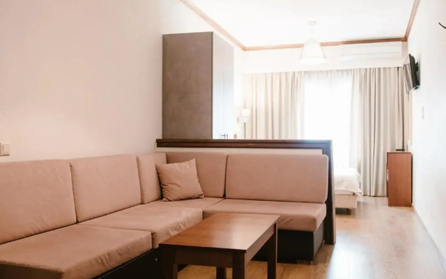 Kentrikon Hotel