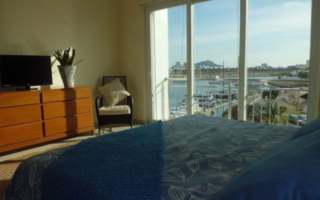 Condo Punta M