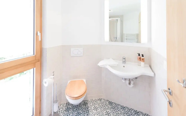 Mountain Exposure Luxury Chalets & Penthouses & Apartments