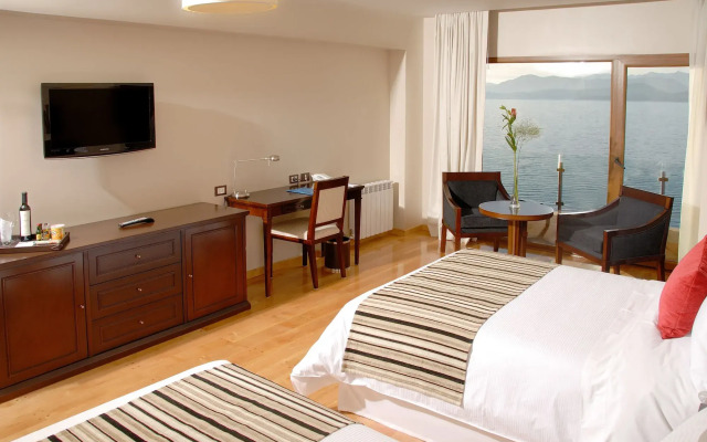 Alma del Lago Suites & Spa