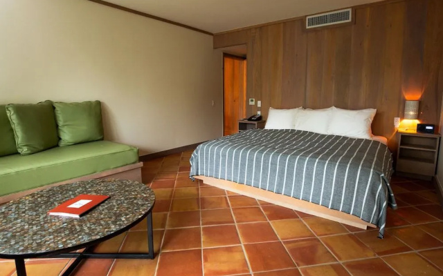 Stagecoach Inn