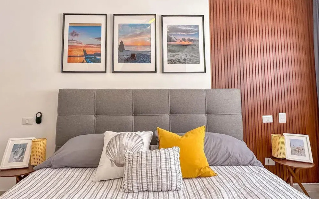 Beautiful 1 Bedroom in Great Location