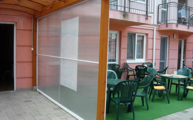 Panorama Wellness Apartman Hotel