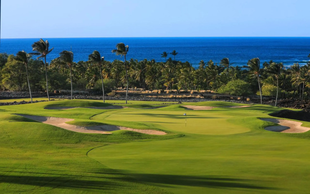 Mauna Lani, Auberge Resorts Collection