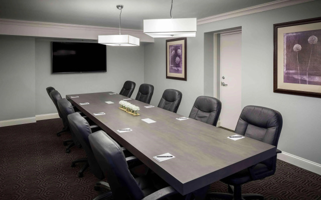 Hilton Brentwood/Nashville Suites