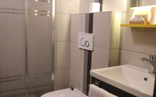 Diasos Otel Buca