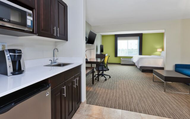 Holiday Inn Express And Suites Effingham, an IHG Hotel