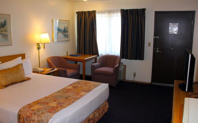 Red Lion Inn & Suites Ontario