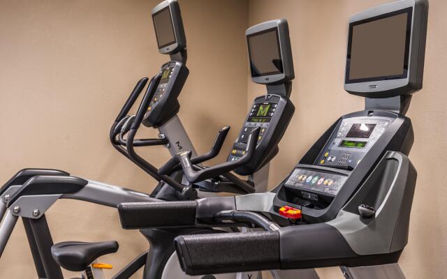 Candlewood Suites Kansas City Speedway by IHG