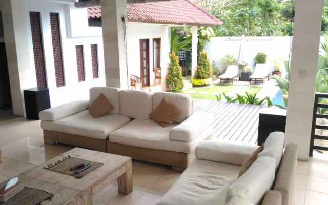 9B Villa