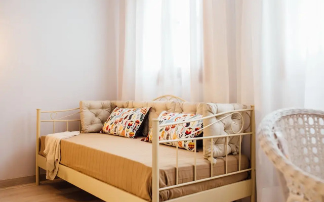 OttoH Charm Stay