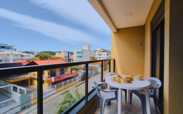 DRL - Apartamentos a 300m da Praia de Bombinhas