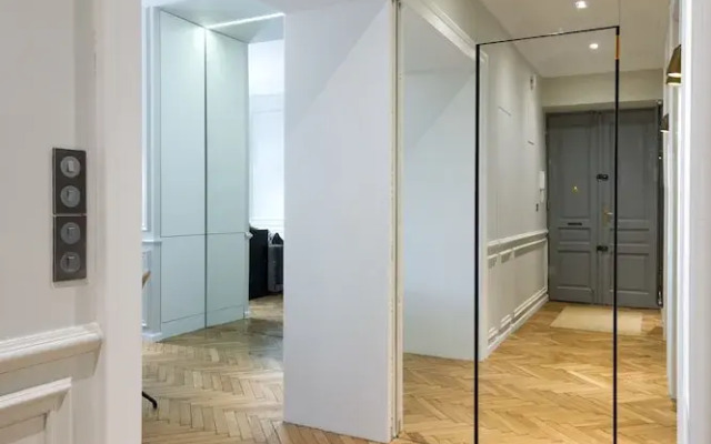 PAULOVE Apartments