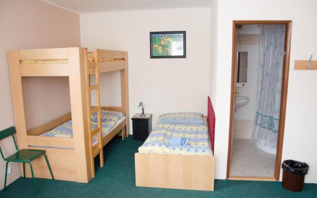 Turisticka Ubytovna Osada