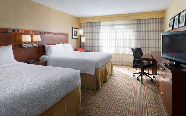 Courtyard by Marriott Sacramento Airport Natomas