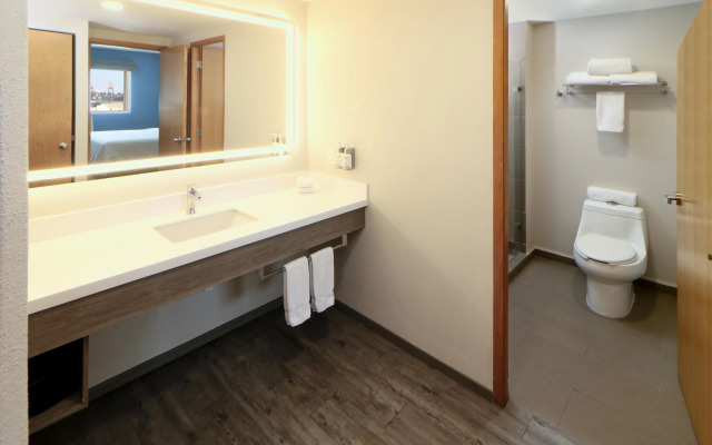 Holiday Inn Express Manzanillo by IHG