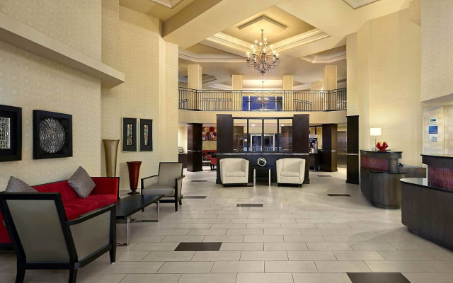 Holiday Inn Express Hotel Naples Downtown - 5th Avenue