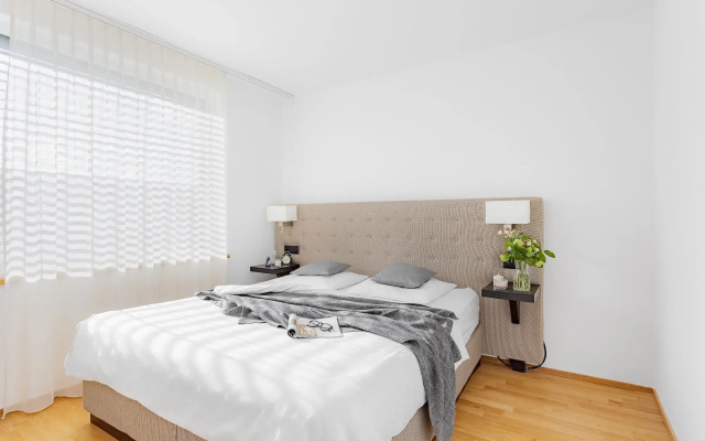 Swiss Star Longstreet