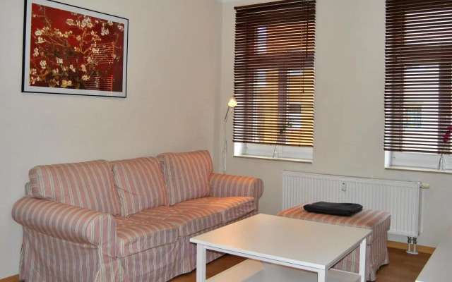 Adoreo Apartments & Suites