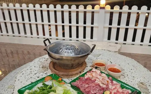 Charming Home Resort