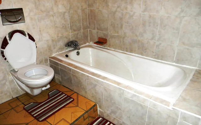 African Cave Lodge