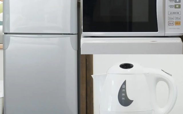 Hotel & Condominium airBest