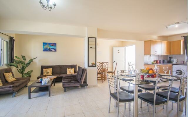 Konnos 2 Bedroom Apartment