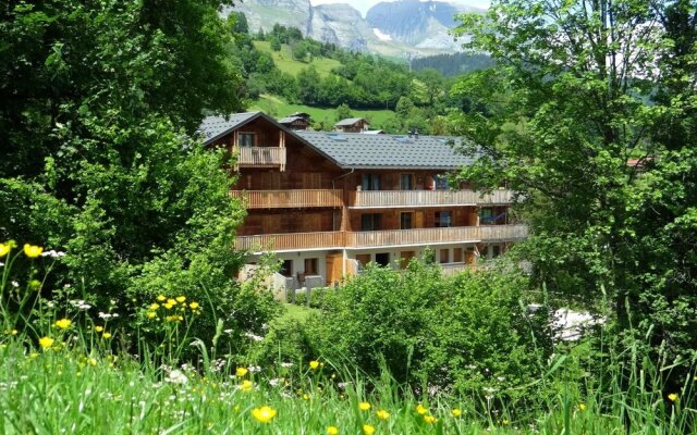 Chalet With 2 Bedrooms in Cordon, With Wonderful Mountain View, Furnis