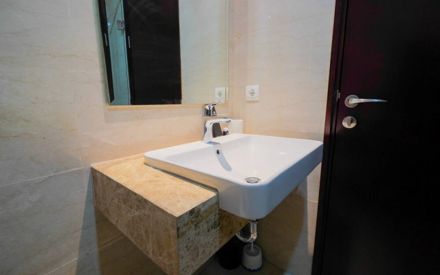 Exquisite Studio Menteng Park Apartment