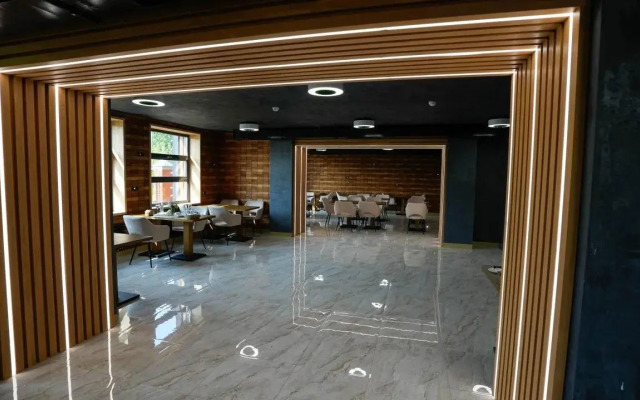 Отель Pioneer Resort