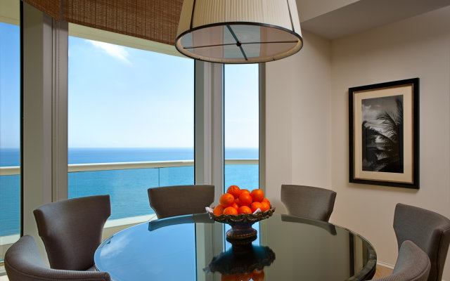 Acqualina Resort & Residences On The Beach