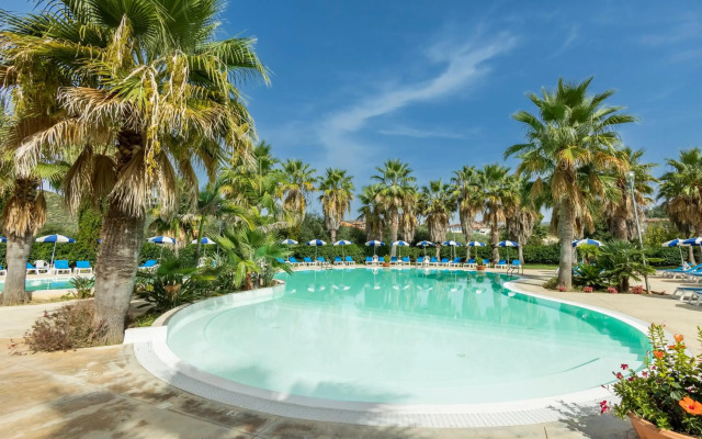 Prince Franklyn Hotel