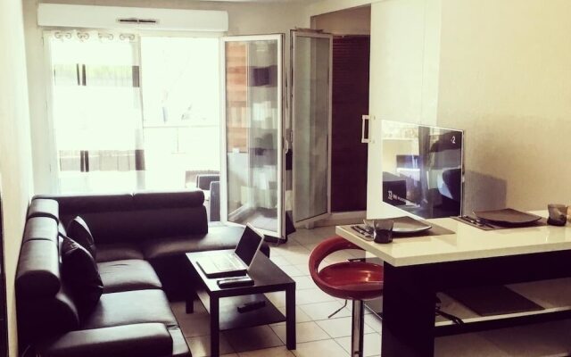 Appt Cosy Terrasse Parking CHU Mtp