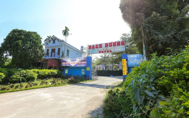 OYO 593 Bach Duong Hotel