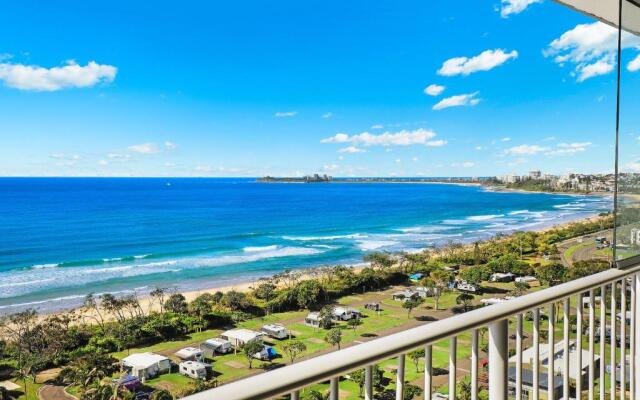 Elouera Tower Beachfront Apartments